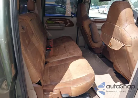 2004 Ford F-250 z USA, uszkodzony, nr VIN 1FTNW21P84ED54031